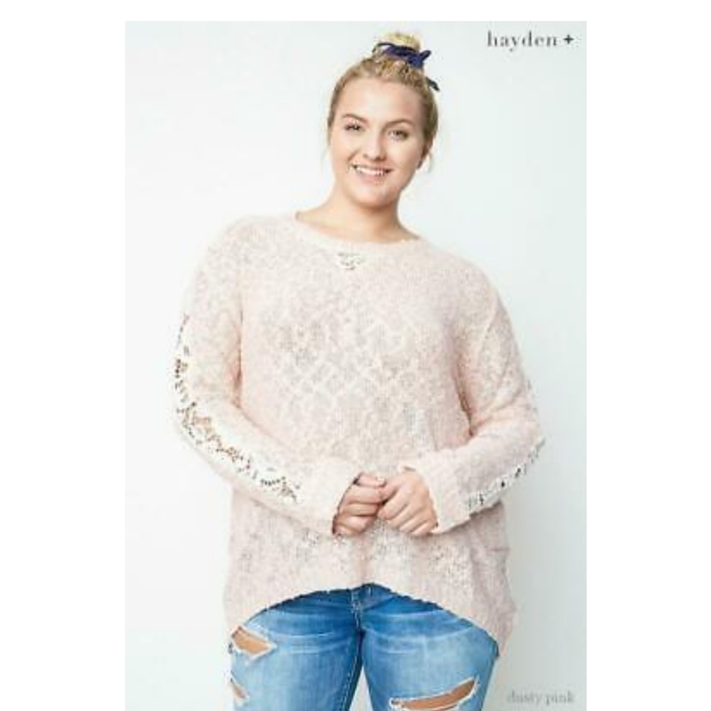 Plus Lace Sleeve Hi-Low Texture Sweater